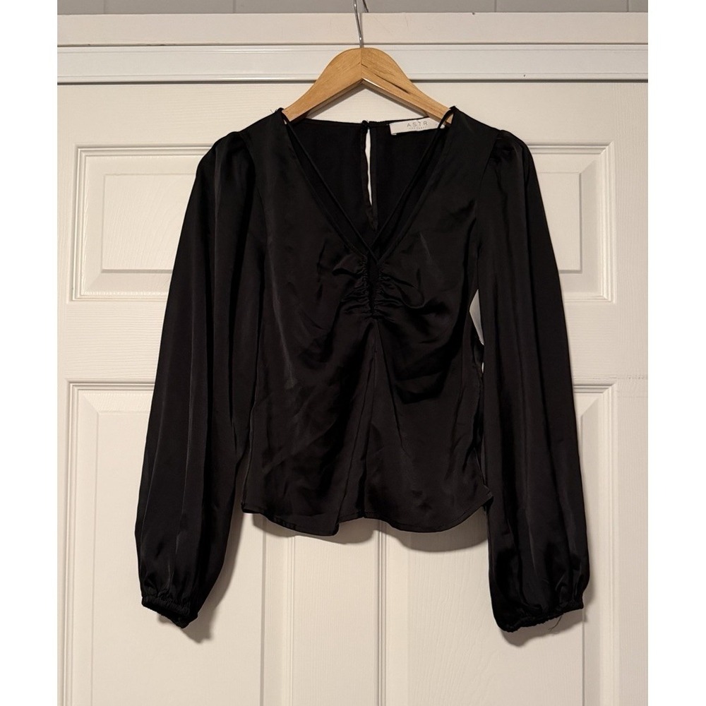 ASTR The Label Black Peasant Balloon Sleeve Top Festival Keyhole